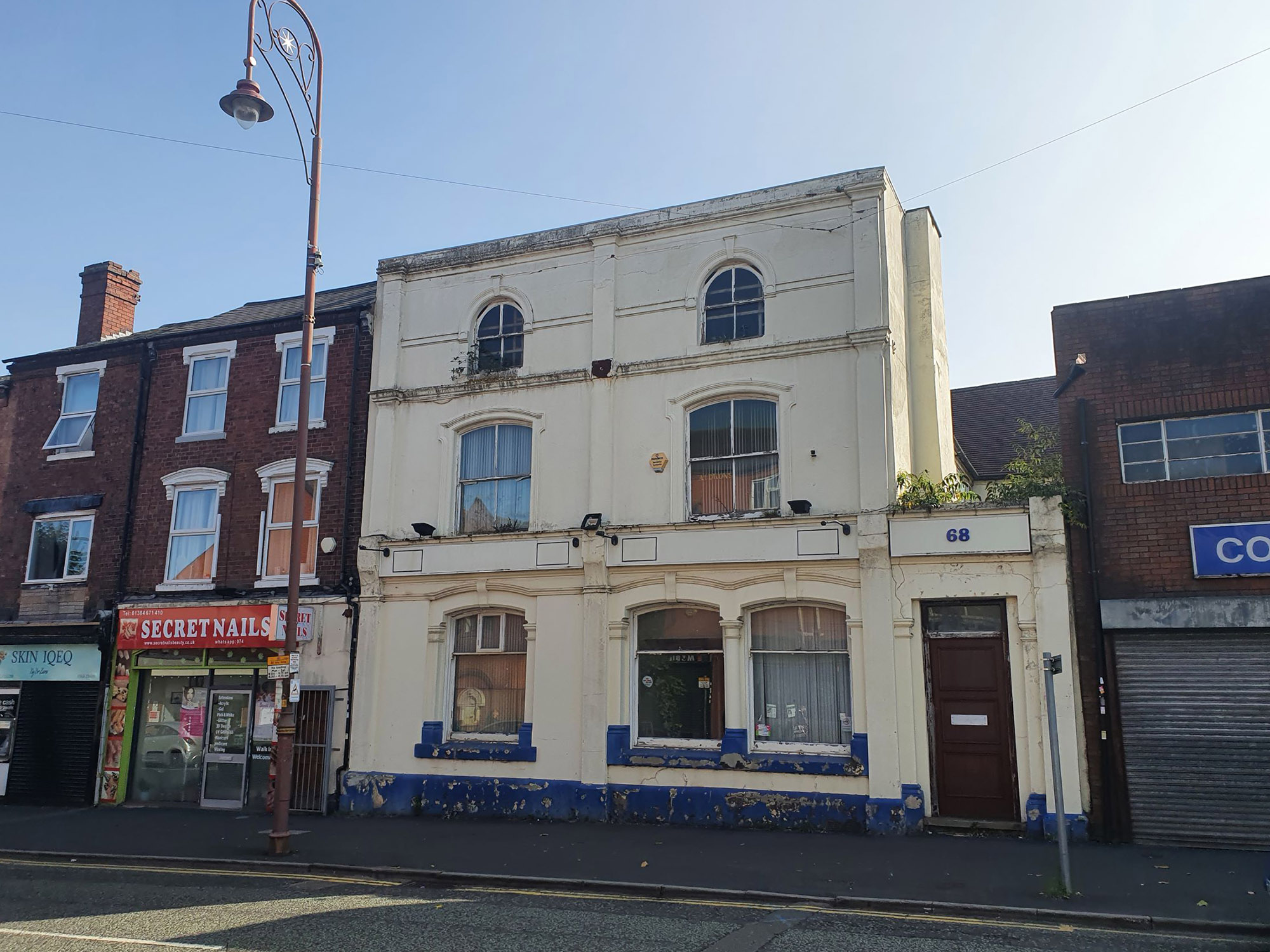 Bond Wolfe 68 HighSt BrierleyHill