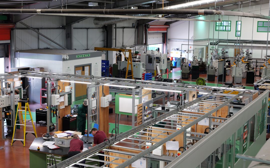 HEY Business, Growth and Skills Hub partners with HETA to host breakfast briefing