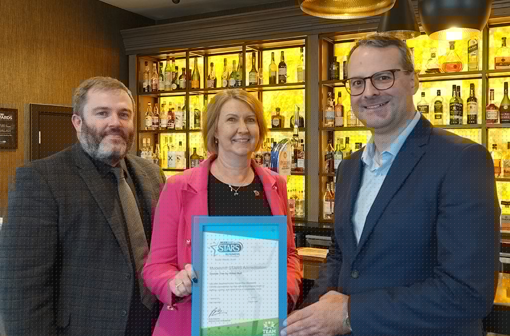 Hull’s DoubleTree by Hilton Hotel receives national certificate for encouraging walking, cycling and public transport